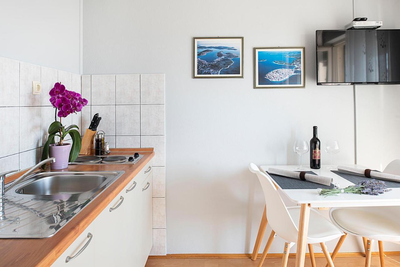 Jimy Apartments Sibenik Luaran gambar